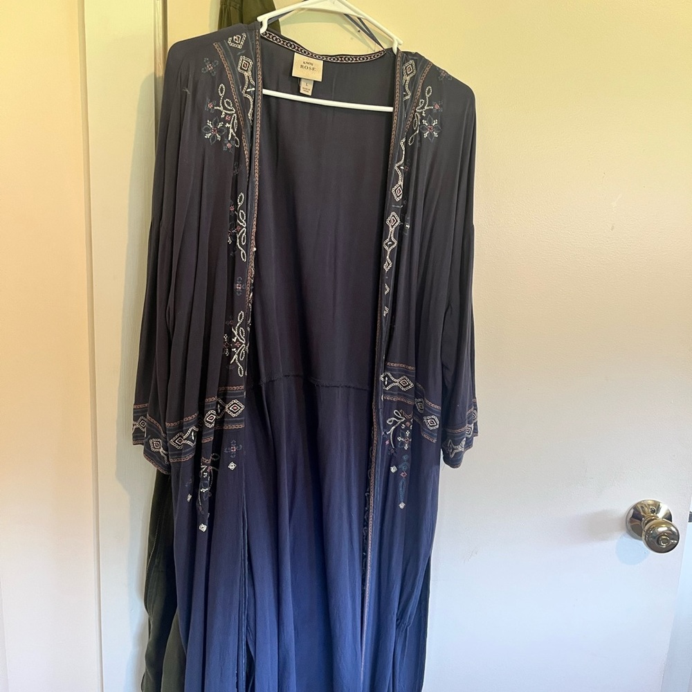 Long flowy navy cardigan.